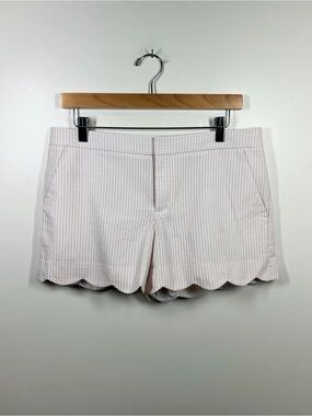 Club Monaco Amber Scalloped Shorts (size 6)
